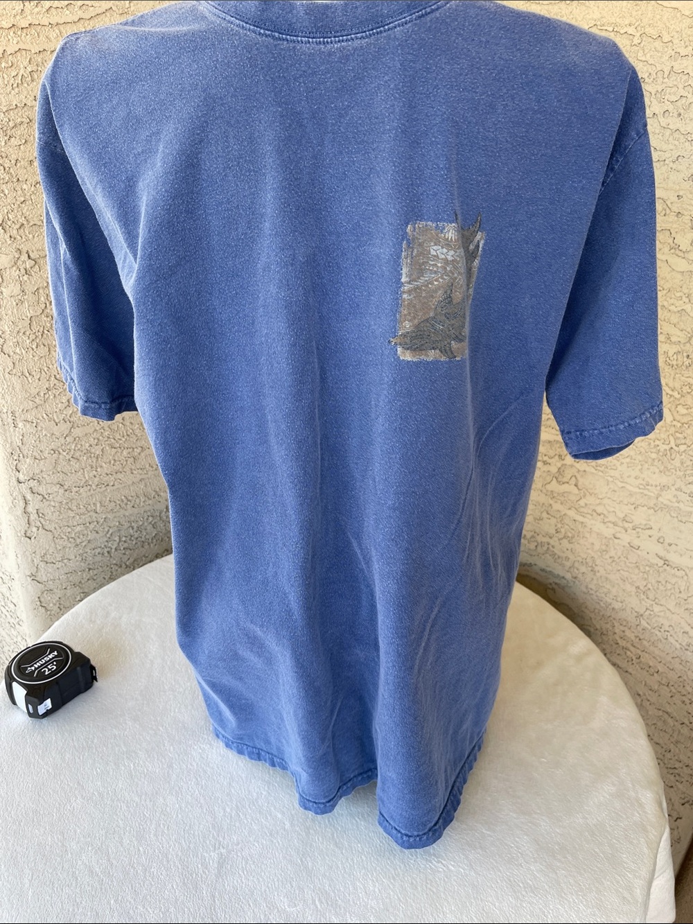 Men’s Crazy Shirt Tee size large 100% cotton
Shows wear